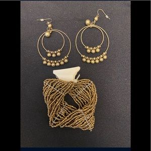 Earring bracket set